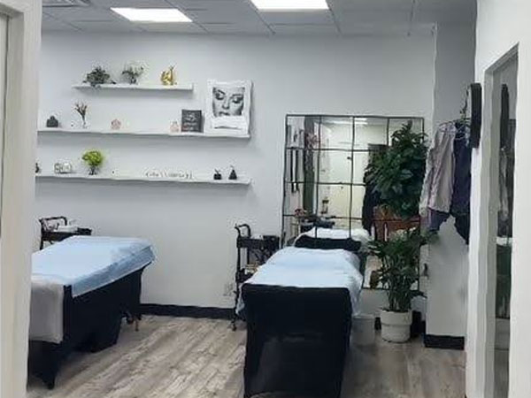 Affordable Waxing Services in Brooklyn, NY